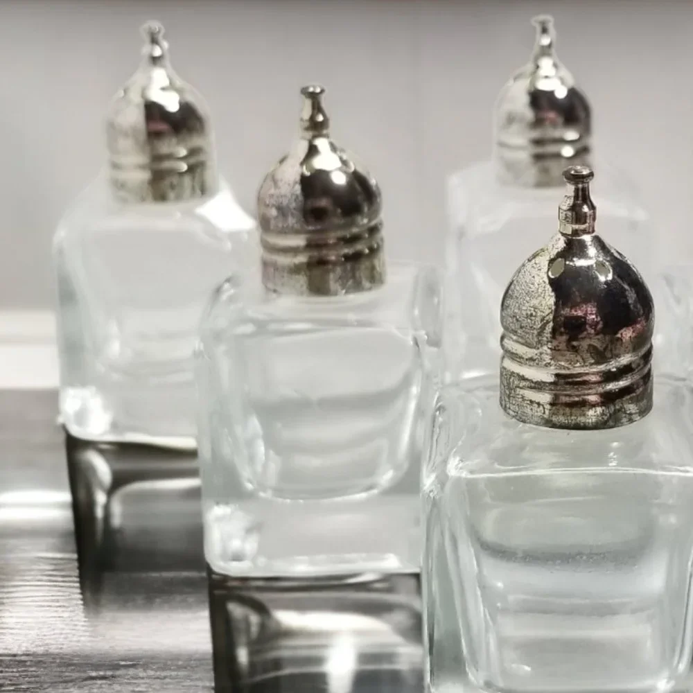 "Vintage Glass Mini Salt & Pepper Shakers w/ Silver Tops  Original Box Set-6 - Picture 10 of 11
